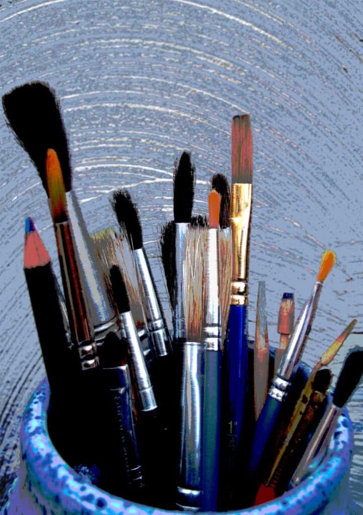 Photo of my brushes edited in photoshop